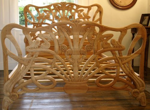 Chéri Art Nouveau bed Michelle Pfeiffer blank hout