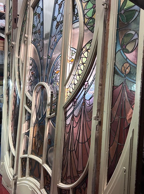 Te Koop: Art Nouveau glas-in-lood binnenwand